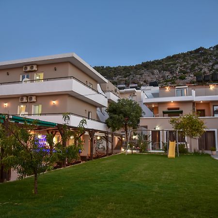 Iraklis Apartments Сталида Экстерьер фото