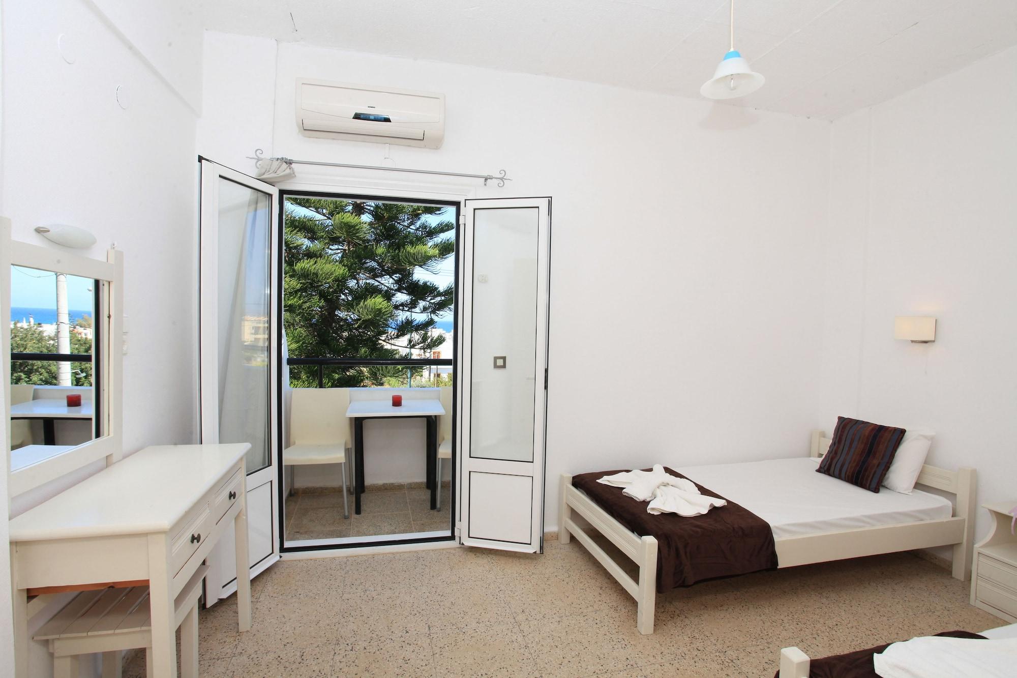 Iraklis Apartments Сталида Экстерьер фото