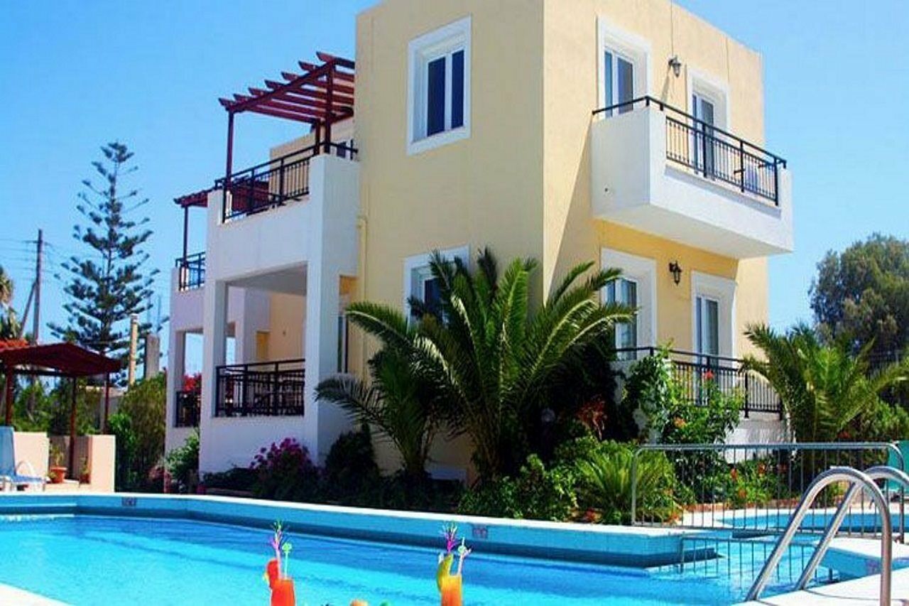 Iraklis Apartments Сталида Экстерьер фото